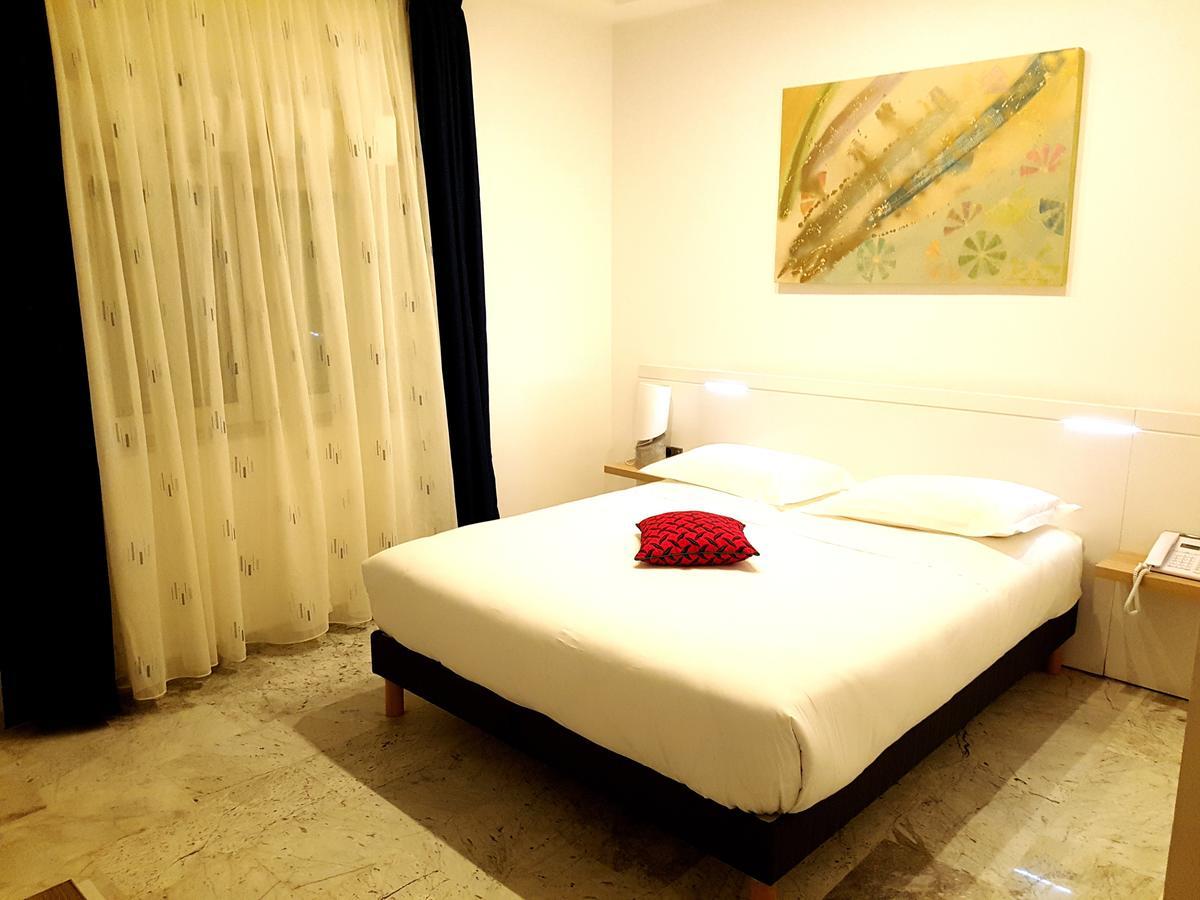 Hotel Ahoefa King Salomon Garden Lome Exterior photo