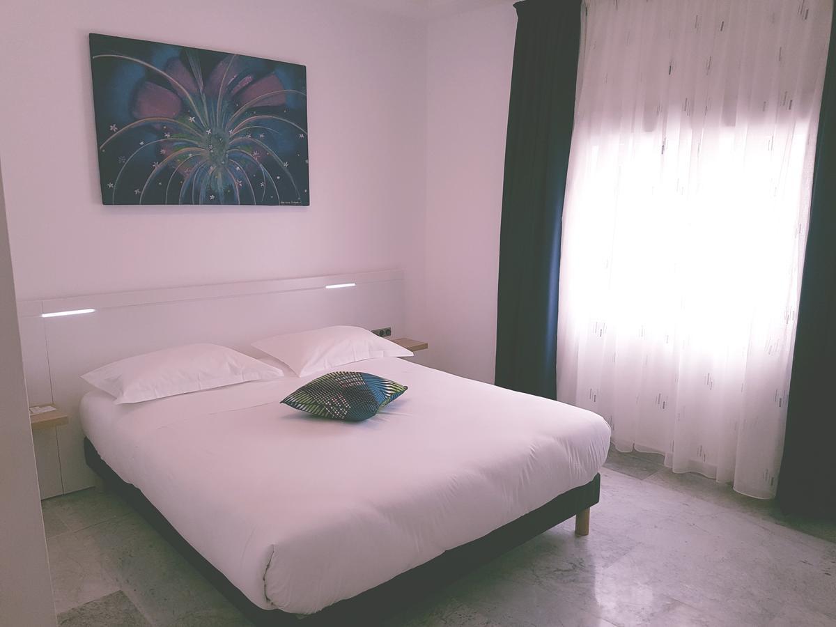 Hotel Ahoefa King Salomon Garden Lome Exterior photo
